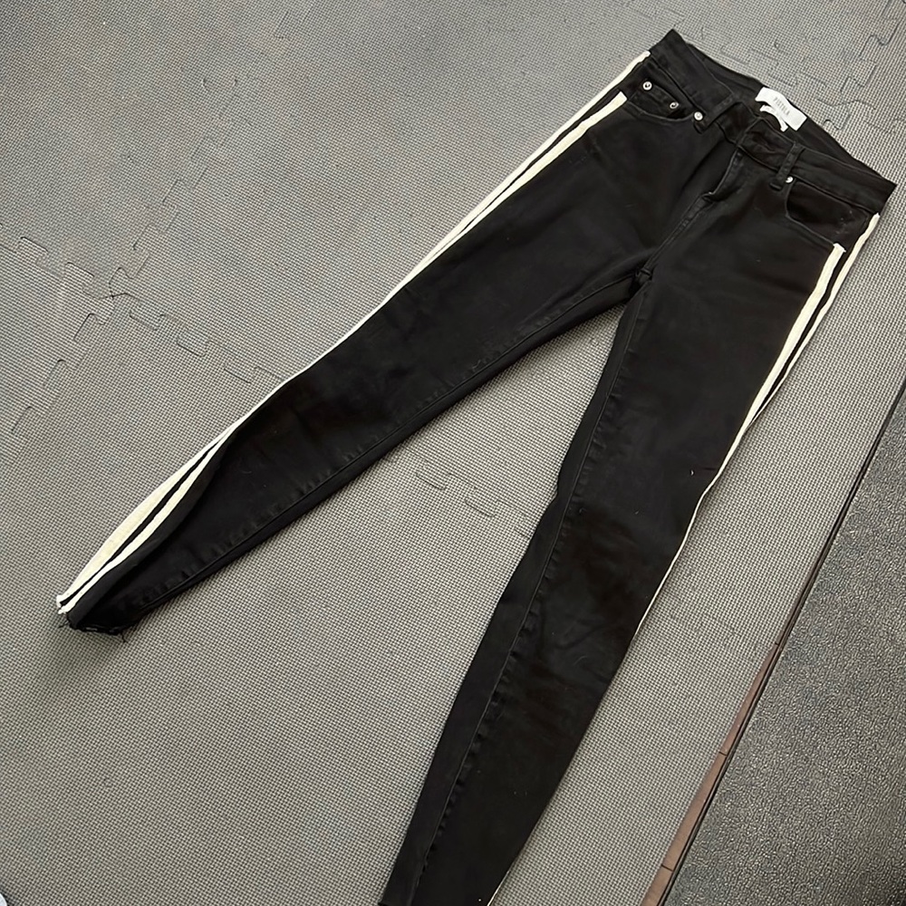 Pistola size 25 skinny jean with white stripes on side